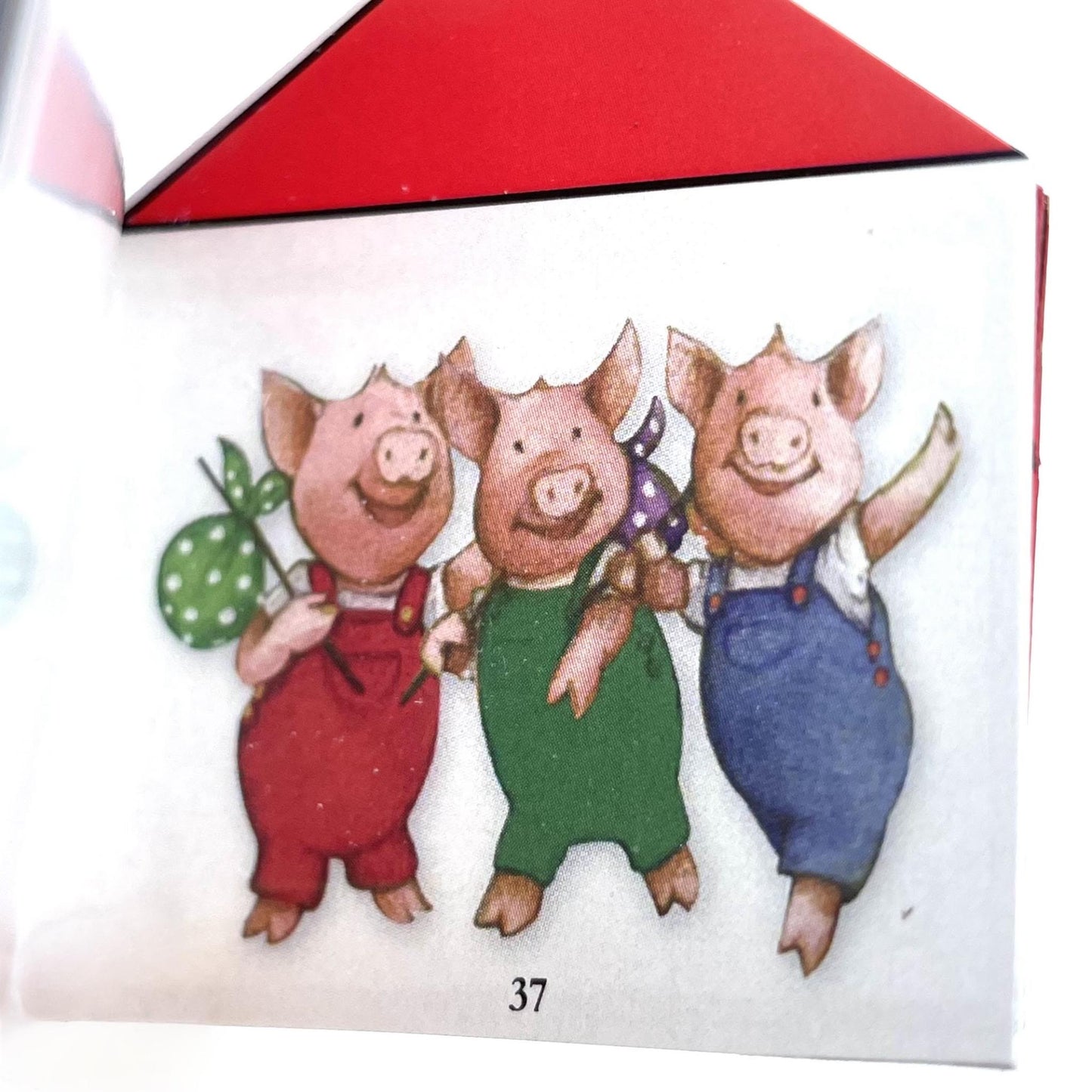 Los Tres Cerditos; The Three Little Pigs